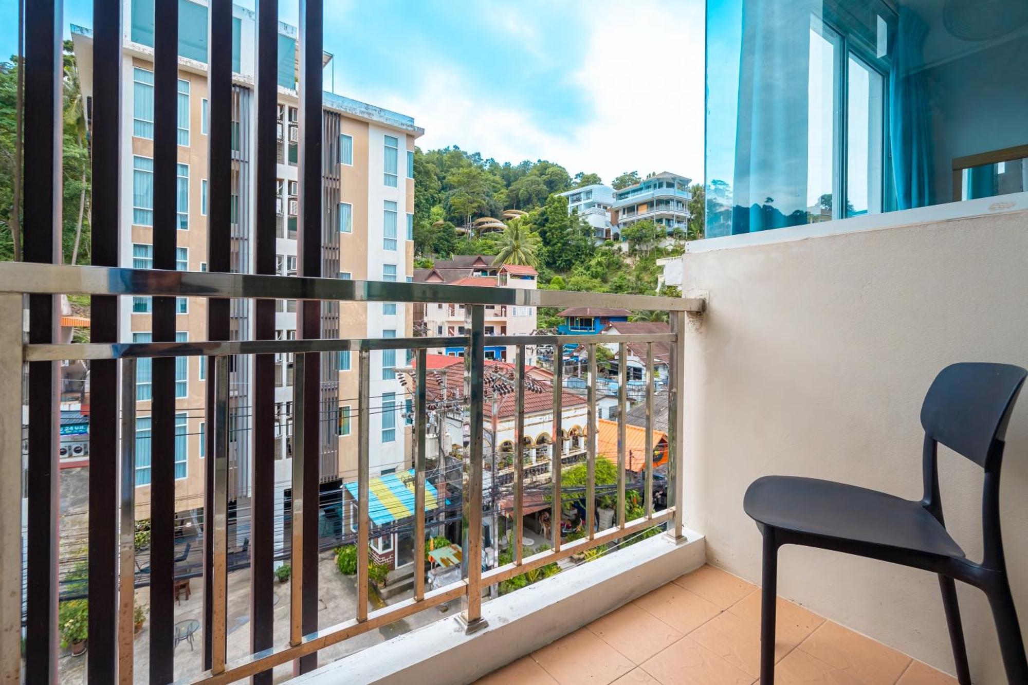 Nice To Meat You Rooms Patong Экстерьер фото