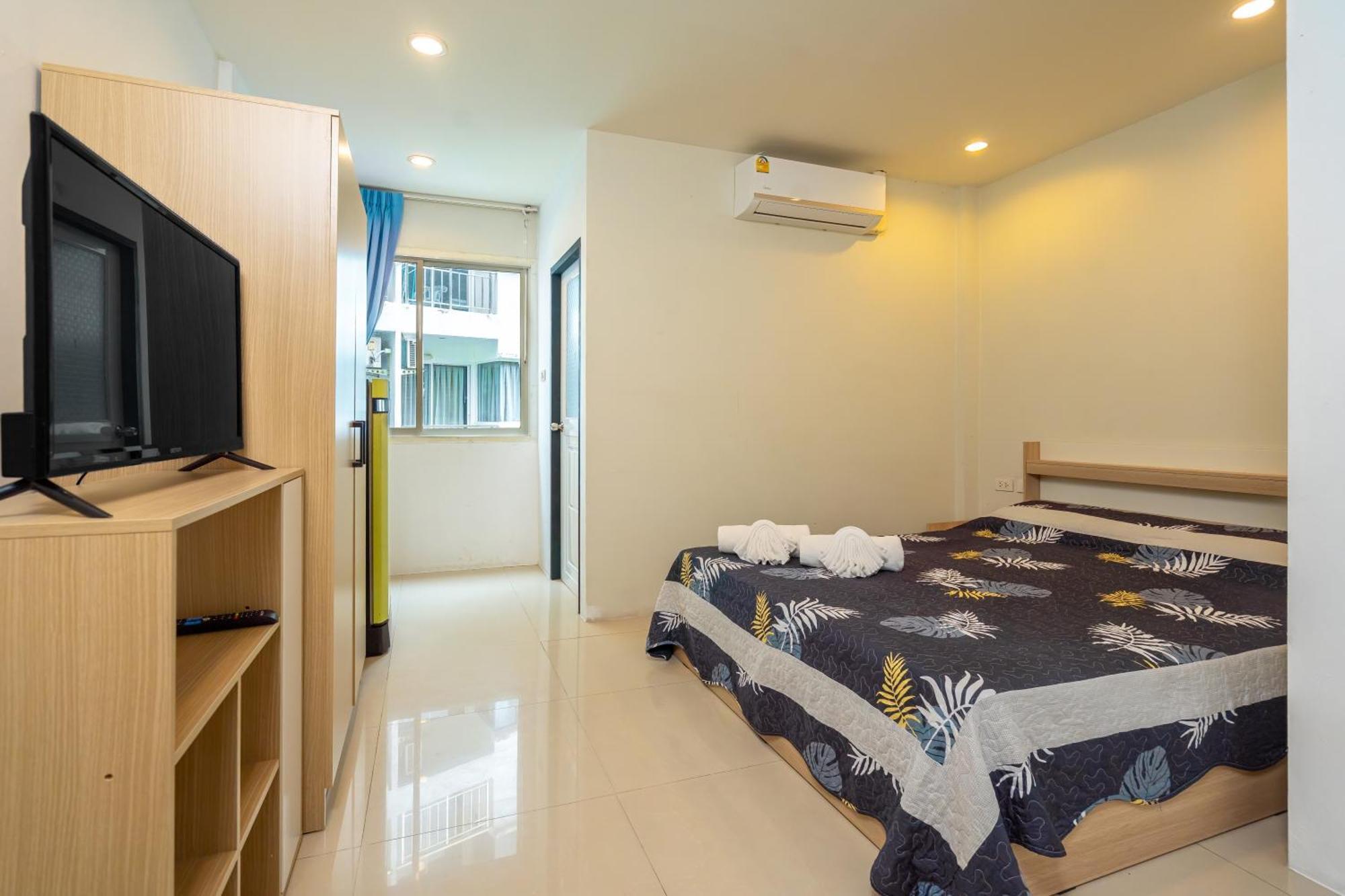 Nice To Meat You Rooms Patong Экстерьер фото