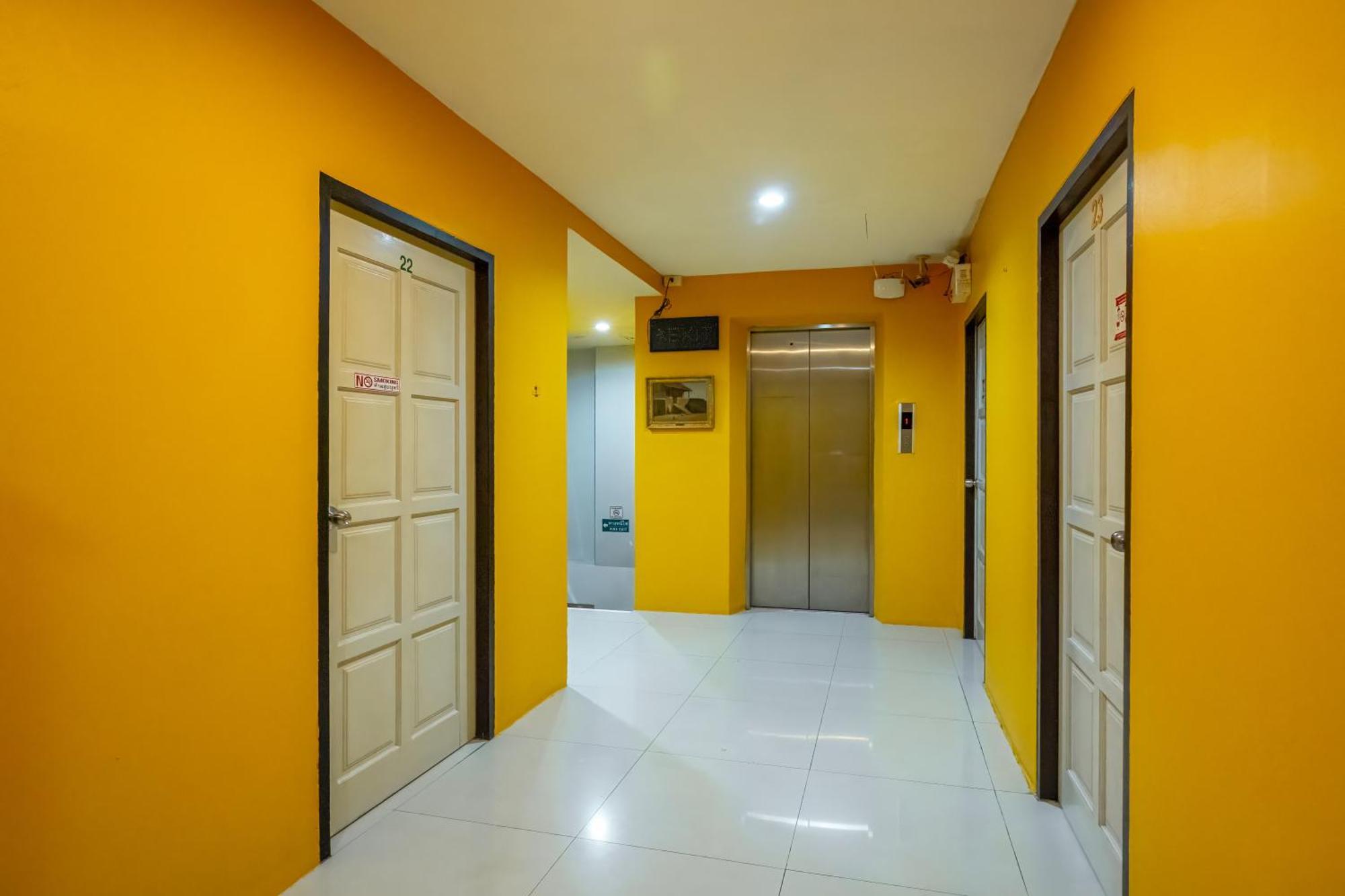 Nice To Meat You Rooms Patong Экстерьер фото